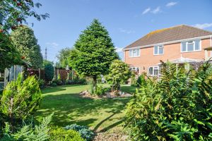 Photo 25- click for photo gallery